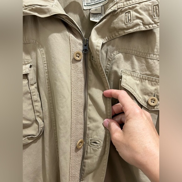 LL Bean Men’s Sporting/Fishing Jacket - Picture 2 of 9